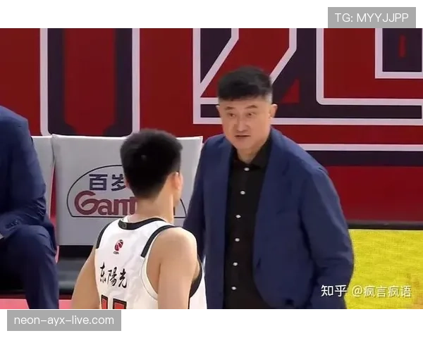 广州队联赛开局连败,阵容磨合不足成近期低迷表现主因 广州队联赛开局连败,阵容磨合不足成近期低迷表现主因